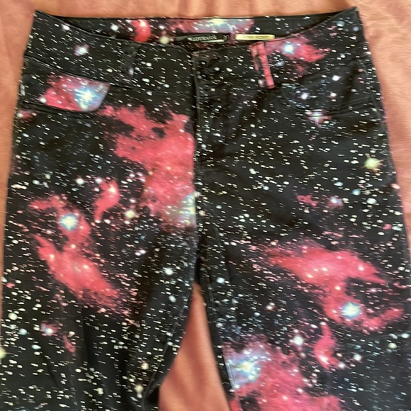 Lovesick pants size 11 34x36 has the galaxy stretch material 70 cotton 28 poly - Picture 2 of 4